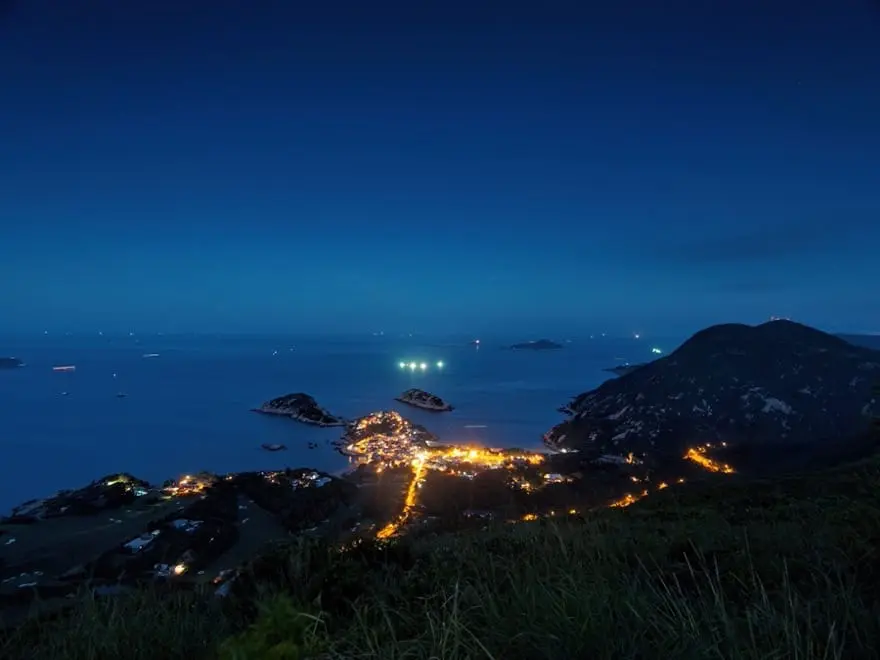 Hong Kong Night Hiking is Far More Than a Walk in the Dark - Hong Kong  Outdoors